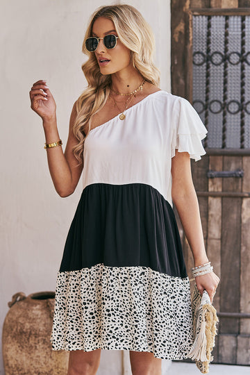 Biała A Line Krótka letnia sukienka na jedno ramię